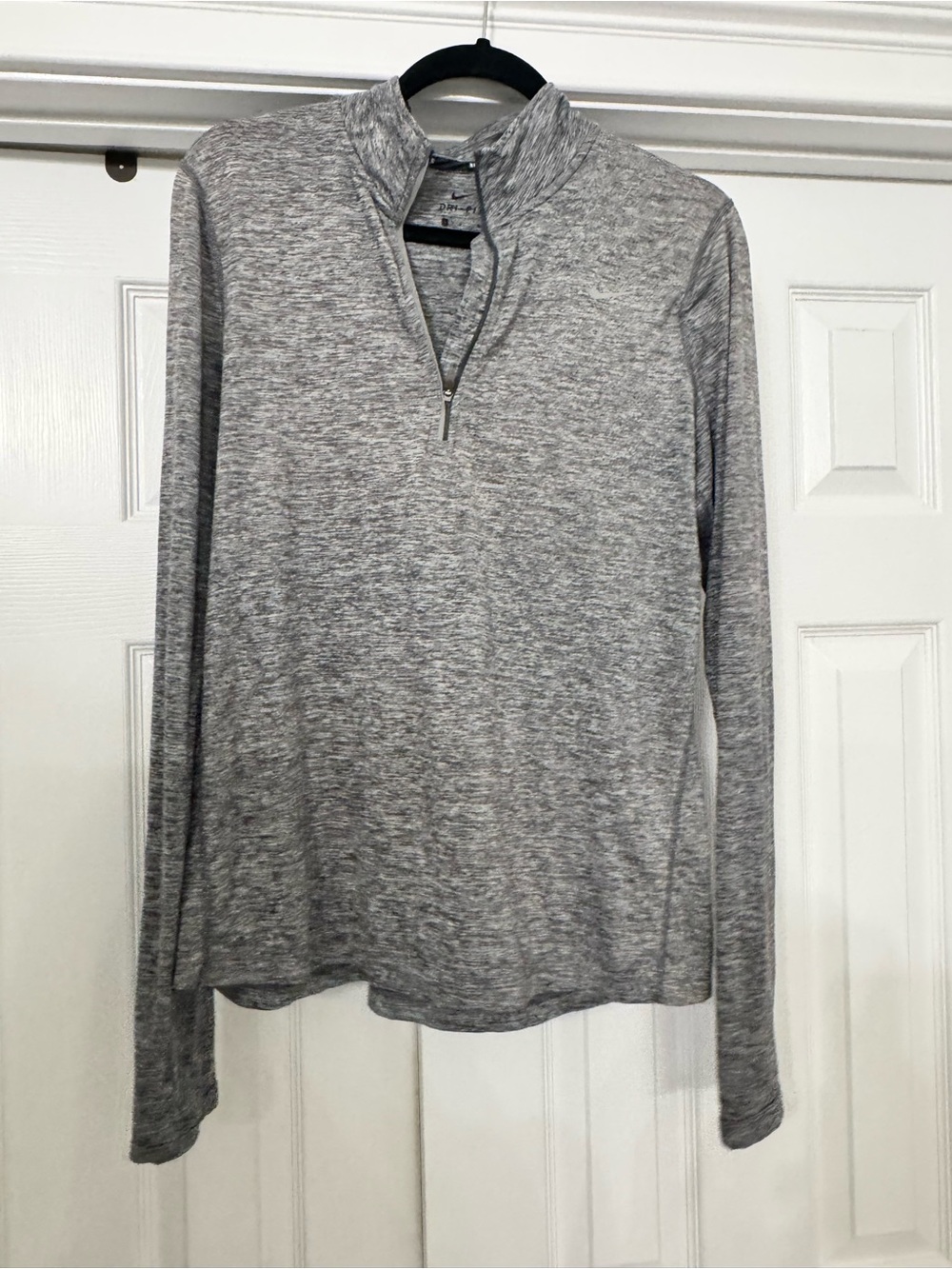 Women’s  Nike Heather Grey Quarter-Zip Long Sleeve running pullover Shirt large